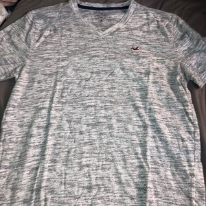 Men’s Small Hollister V-Neck